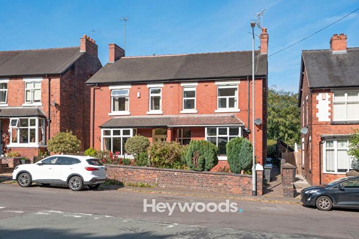 1 Bedroom Flat For Sale In Seabridge Road, Newcastle, ST5