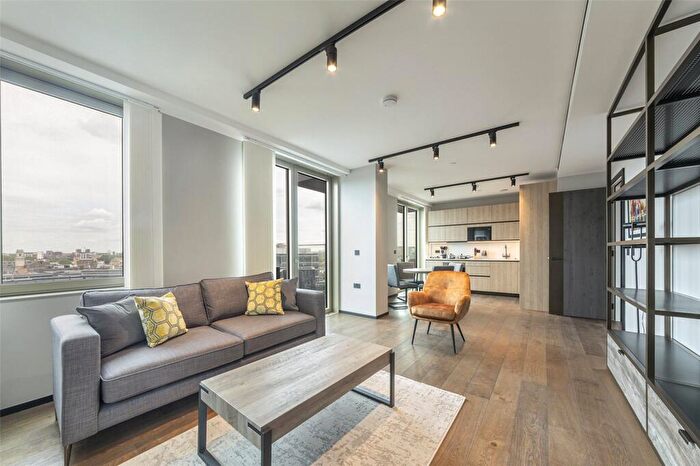 2 Bedroom Apartment To Rent In Hewett Street, London, EC2A