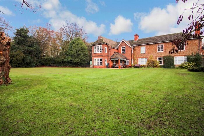 9 Bedroom Detached House For Sale In Normanby, Scunthorpe DN15