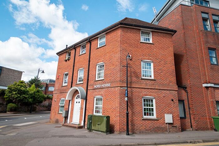 1 Bedroom Flat For Sale In Pelican Lane, Newbury, RG14