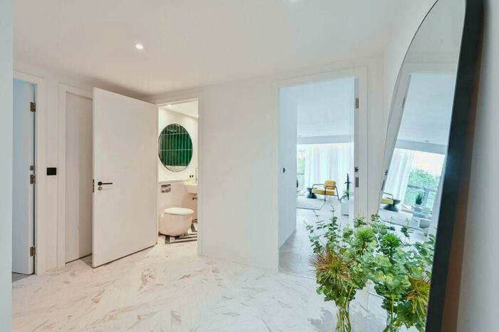 2 Bedroom Flat To Rent In Poole Street, Islington, London, N1