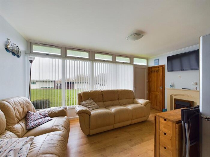 2 Bedroom Park Home For Sale In Overstrand Road, Cromer, NR27