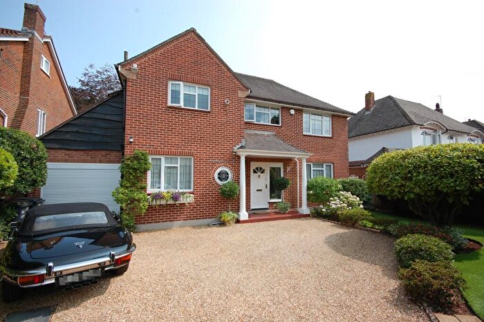 3 Bedroom Detached House For Sale In Keith Road, Bournemouth, BH3