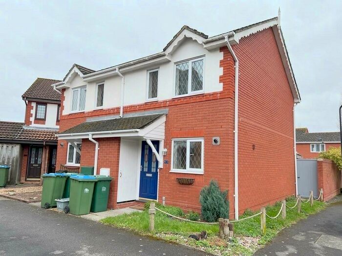 2 Bedroom House To Rent In Hulton Close, Woolston, SO19