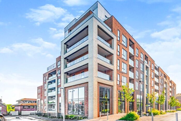 1 Bedroom Apartment For Sale In Elizabeth Place, Queens Road, East Grinstead, RH19