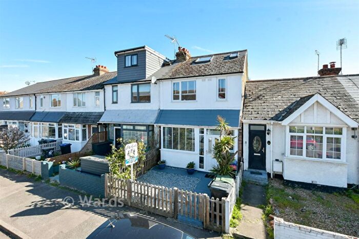 4 Bedroom End Of Terrace House For Sale In Westmeads Road, Whitstable, Kent, CT5