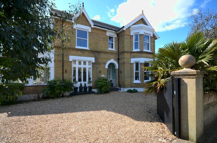 1 Bedroom Studio To Rent In Clarence Road, Shanklin, PO37