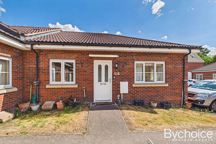 2 Bedroom Bungalow For Sale In Rye Hill, Sudbury, Suffolk, CO10