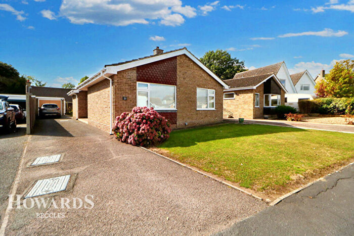 3 Bedroom Detached Bungalow For Sale In Highfield Road, Halesworth, IP19