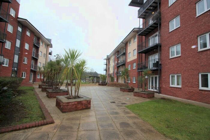 2 Bedroom Flat To Rent In Constantine House, New North Road, EX4