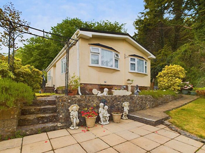 2 Bedroom Park Home For Sale In St Anns Chapel, Callington, PL17