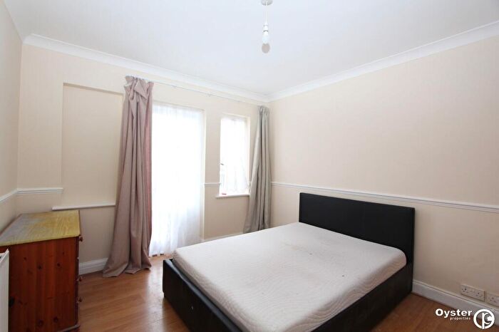 1 Bedroom Semi-Detached House To Rent In Oakwood Drive, Edgware, HA8
