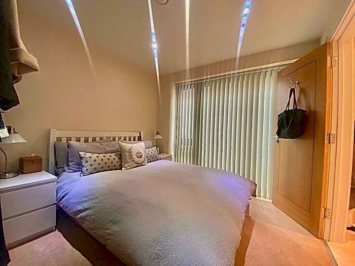 2 Bedroom Apartment To Rent In Britannia Place, Henley On Thames, RG9