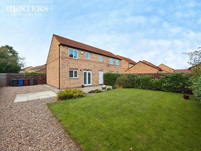 3 Bedroom Semi-Detached House For Sale In Smithy Croft, Bolton-Upon-Dearne, Rotherham, S63