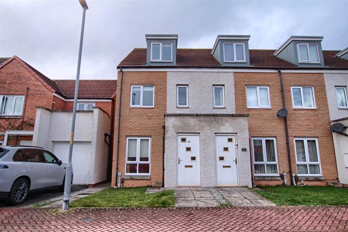 3 Bedroom End Terrace House For Sale In Greatham Avenue, Stockton-On-Tees, TS18
