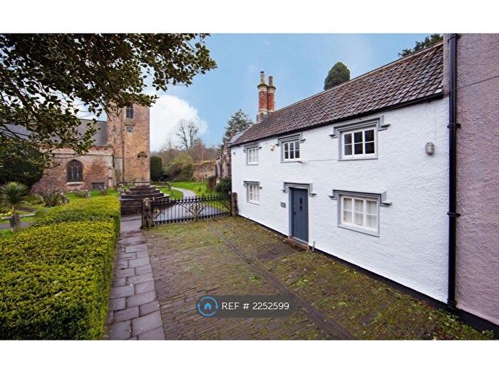 2 Bedroom Semi-Detached House To Rent In Church Close, Bristol, BS10