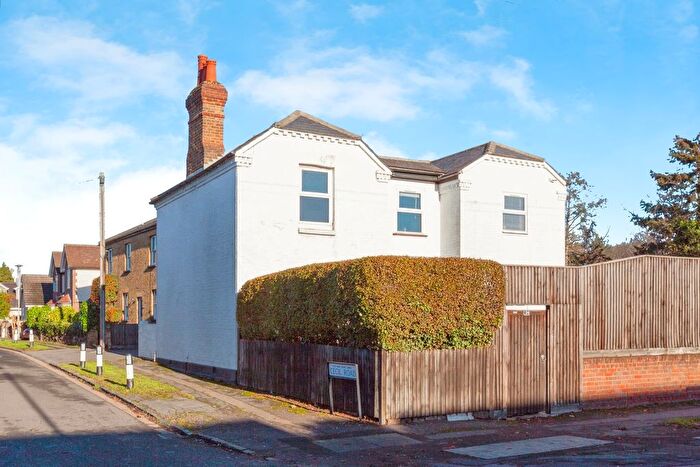 4 Bedroom Detached House For Sale In High Street, Iver, SL0