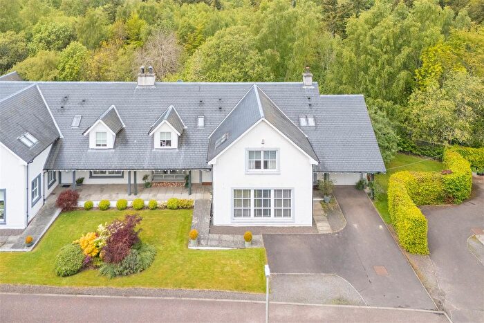 4 Bedroom Semi Detached House For Sale In Strathallan Bank, Forgandenny, Perth, PH2