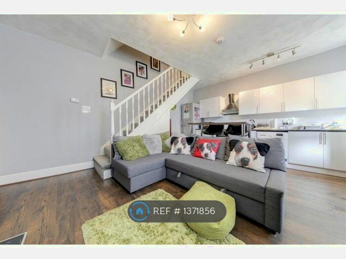 1 Bedroom Terraced House To Rent In Olive Street, Bacup, OL13