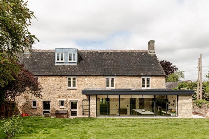 5 Bedroom Cottage To Rent In Charlbury, Oxfordshire, OX7