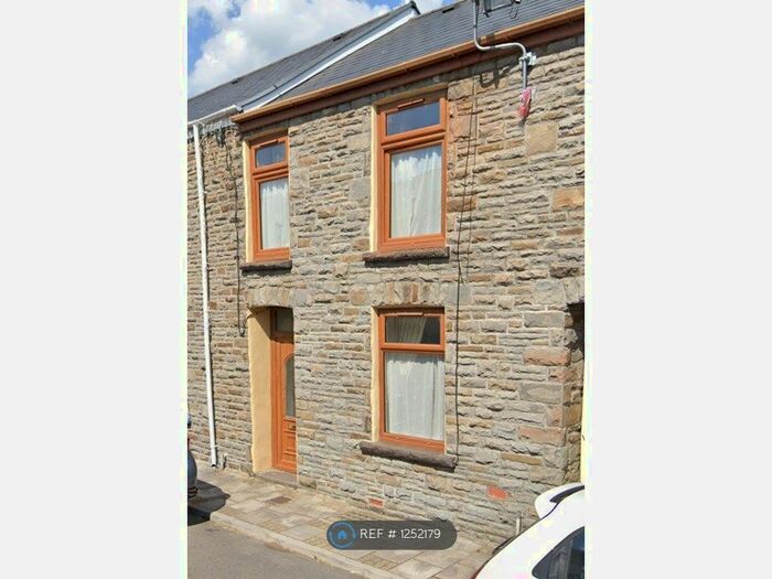 3 Bedroom Terraced House To Rent In Railway Terrace, Mountain Ash CF45