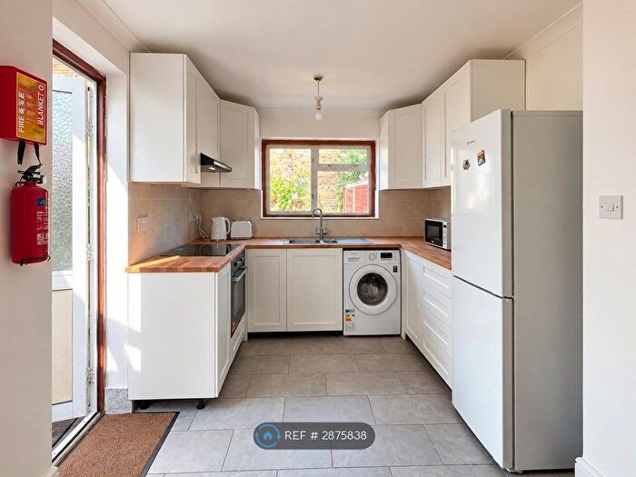 5 Bedroom Terraced House To Rent In Granville Road, London, N22