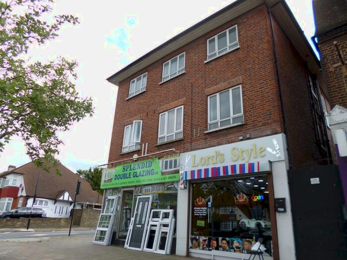 2 Bedroom Flat To Rent In Sidcup Road, London, SE9