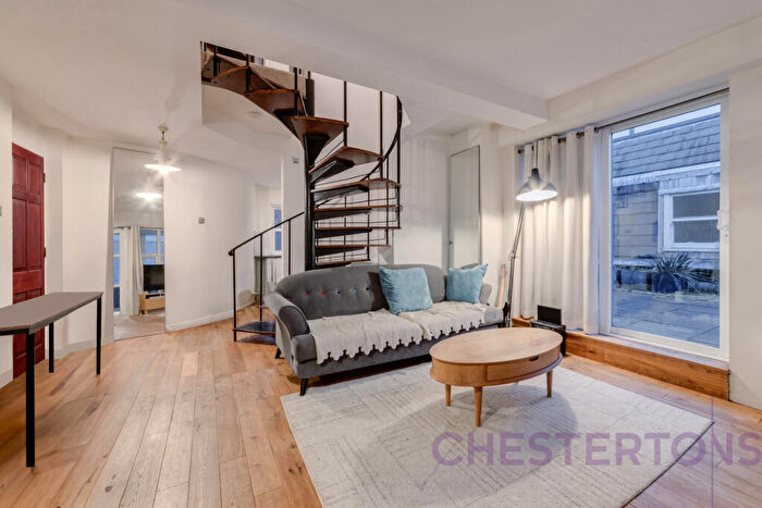 2 Bedroom Flat To Rent In Debruin Court, Ferry Street, E14