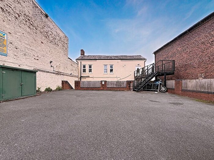 5 Bedroom Flat For Sale In Flat - Hill Street, Stoke On Trent, ST4