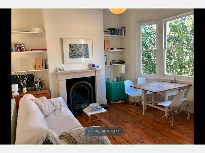 2 Bedroom Flat To Rent In Gironde Road, London, SW6