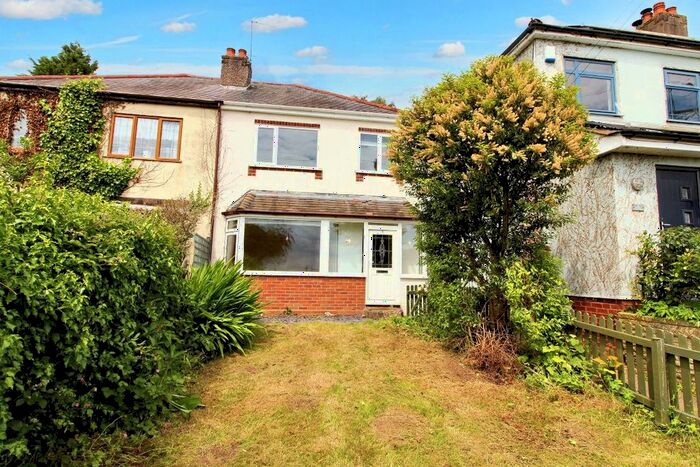 3 Bedroom Semi-Detached House For Sale In Cotsdale Road, Wolverhampton, WV4