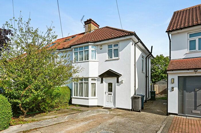 3 Bedroom Semi-Detached House To Rent In Deans Way, Edgware, Middlesex, HA8