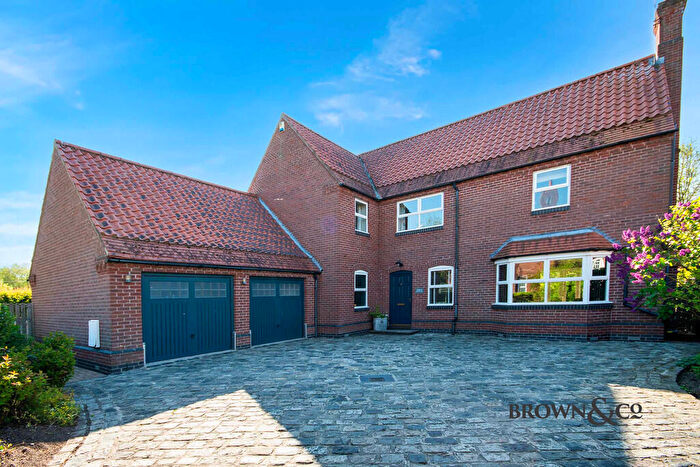4 Bedroom Detached House For Sale In Island Farm, Kirton Road, Egmanton, Newark, NG22