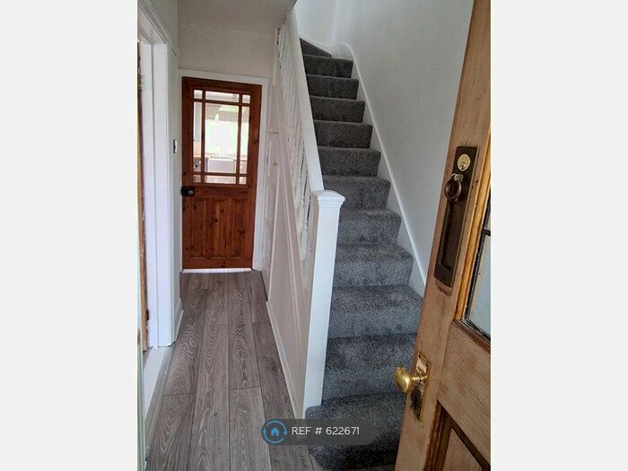 3 Bedroom Semi-Detached House To Rent In Windsor Crescent, Northampton, NN5