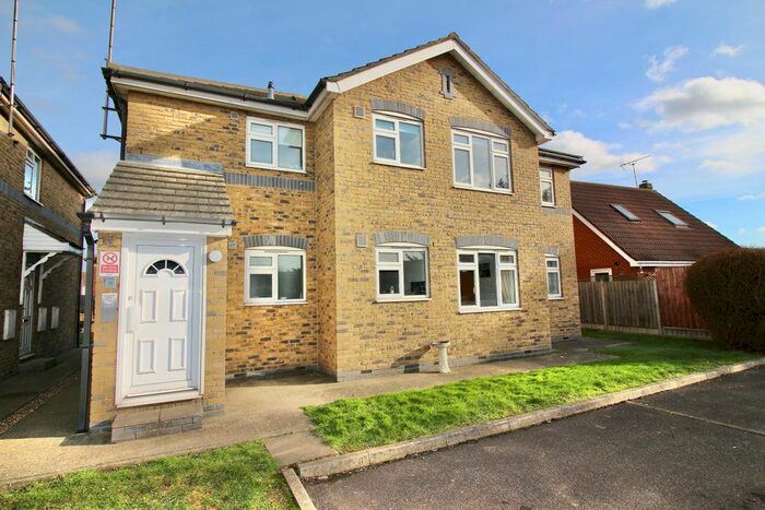 1 Bedroom Flat To Rent In Waterside Mead, Canvey Island, Essex, SS8