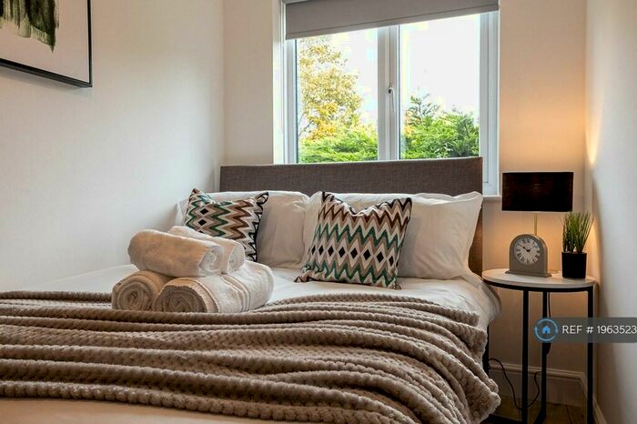 1 Bedroom Flat To Rent In Langland Road, Netherfield, Milton Keynes, MK6