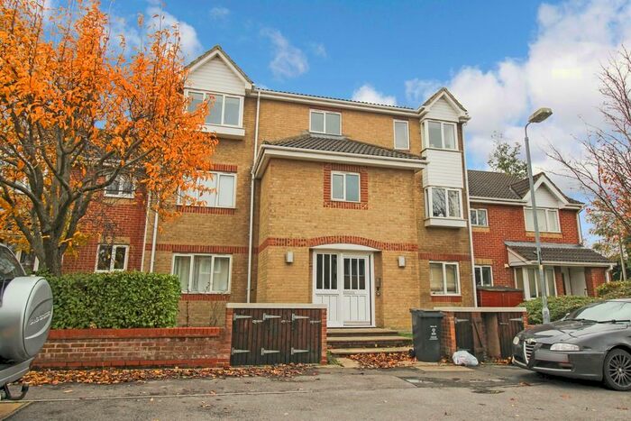 1 Bedroom Apartment To Rent In Barnum Court, Rodbourne, Swindon, SN2
