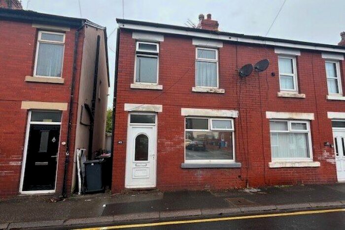 2 Bedroom Property To Rent In Trunnah Road, Thornton-Cleveleys, FY5