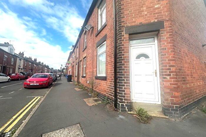 2 Bedroom Terraced House To Rent In Neill Road, Sheffield, S11