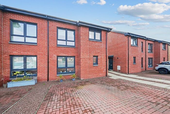 3 Bedroom Semi-Detached House For Sale In Dealston Avenue, Barrhead, Glasgow, East Renfrewshire, G78