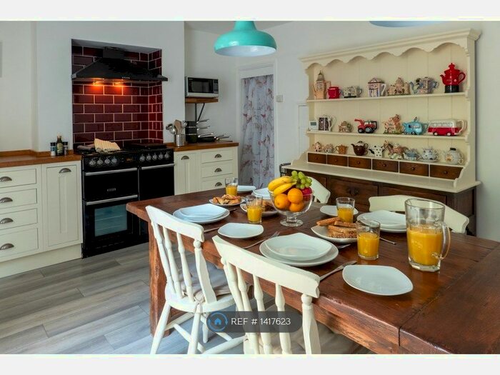 2 Bedroom Terraced House To Rent In Dudley Road, Folkestone, CT19