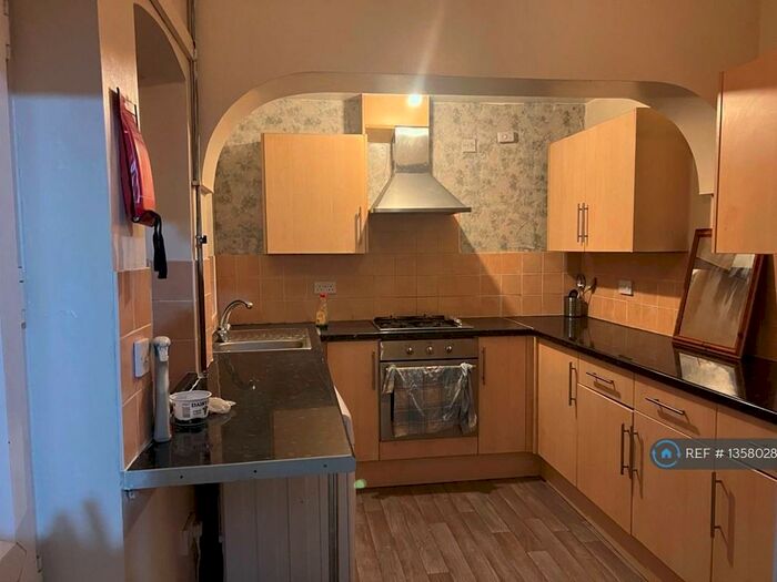 3 Bedroom Terraced House To Rent In Ombersley Road, Birmingham, B12