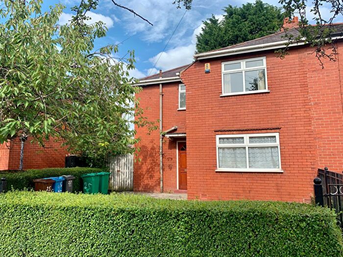 4 Bedroom Property To Rent In Brynton Road, Manchester, M13
