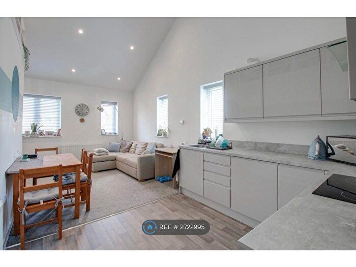 1 Bedroom Flat To Rent In Mill Road, Leighton Buzzard, LU7