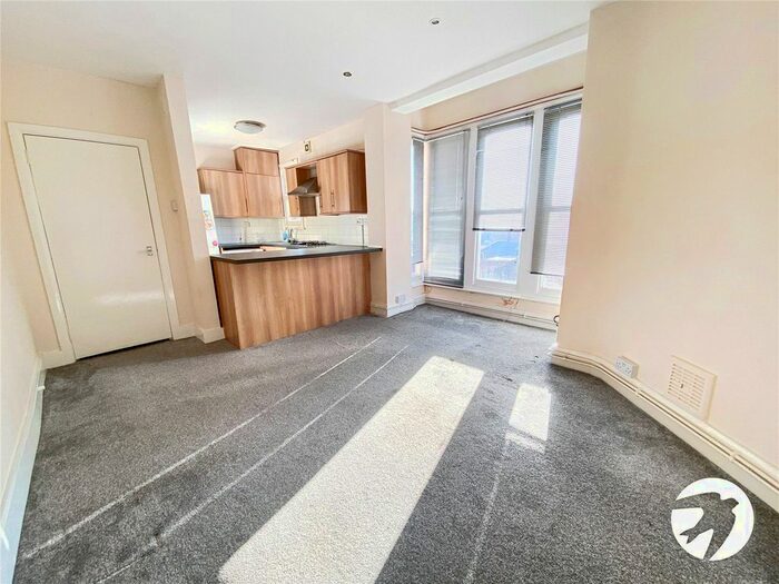 2 Bedroom Flat To Rent In Lewisham High Street, Lewisham, London SE13