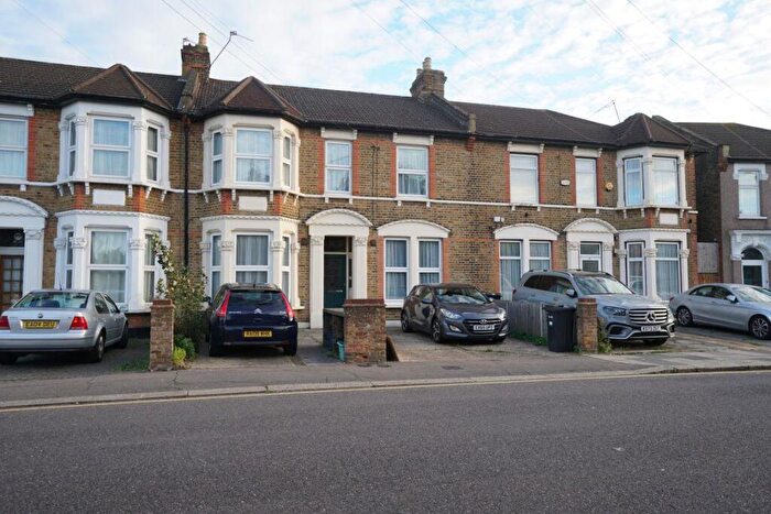 1 Bedroom Flat To Rent In Wellesley Road, Ilford, IG1