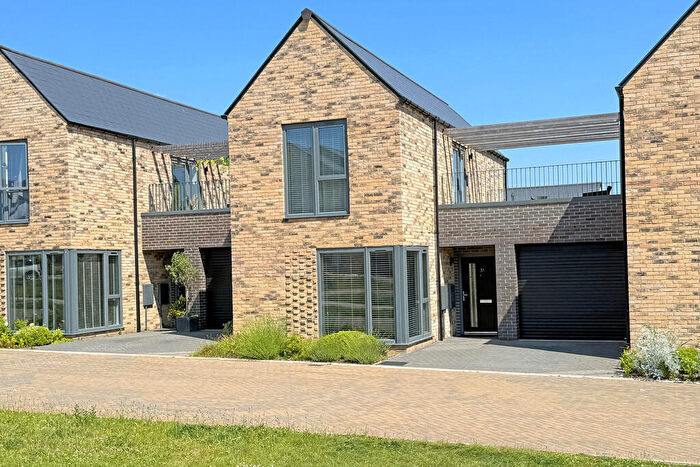 2 Bedroom Link Detached House To Rent In Fewston Drive, Harrogate, HG3