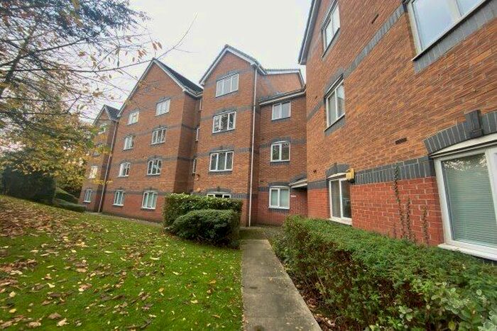 2 Bedroom Flat To Rent In Knightswood Court, Liverpool, L18