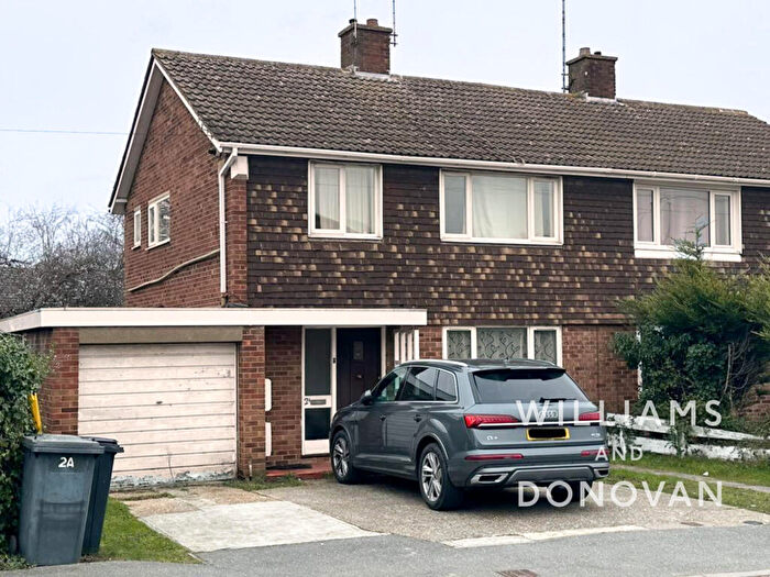 2 Bedroom Flat To Rent In Eldon Way, Hockley, SS5