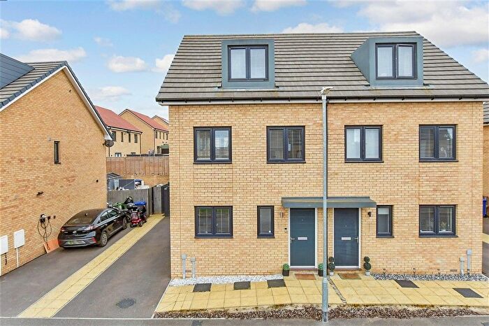 3 Bedroom Semi-Detached House For Sale In Belgrave Avenue, Minster-On-Sea, Kent, ME12